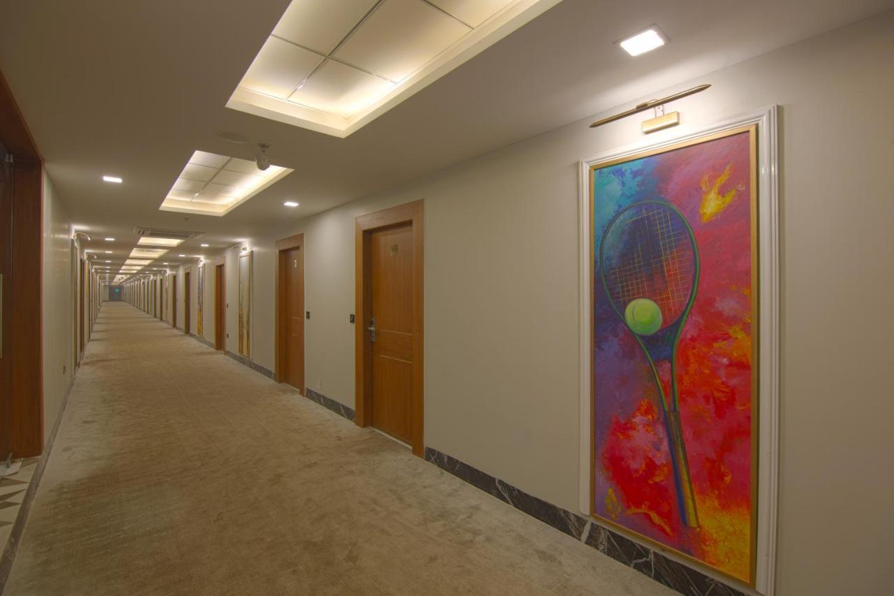 Hotel Bay Laurel Retreat 파리다바드 외부 사진