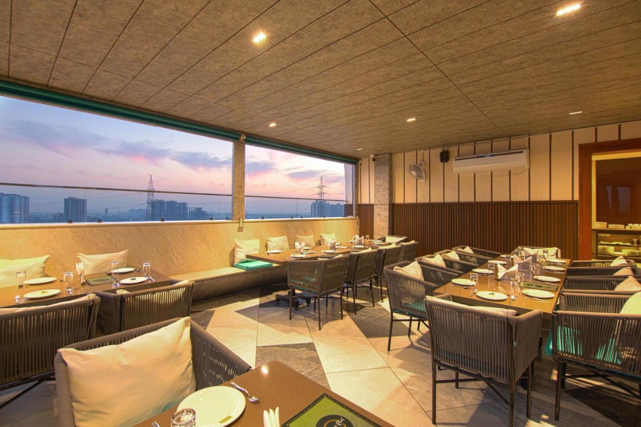 Hotel Bay Laurel Retreat 파리다바드 외부 사진